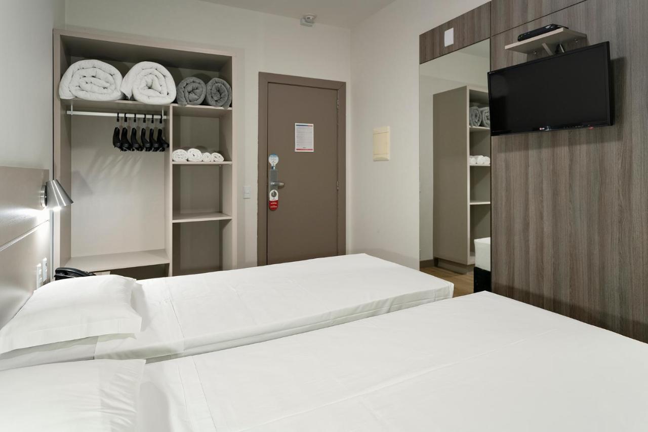Hotel Valerim Itajai / Navegantes מראה חיצוני תמונה
