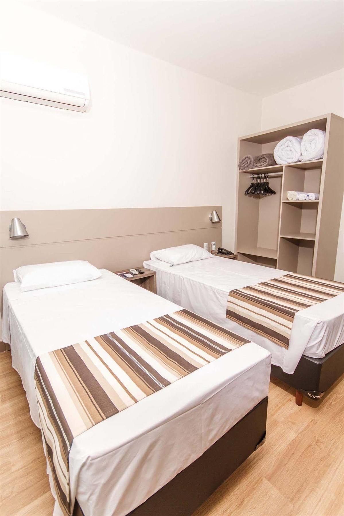 Hotel Valerim Itajai / Navegantes מראה חיצוני תמונה