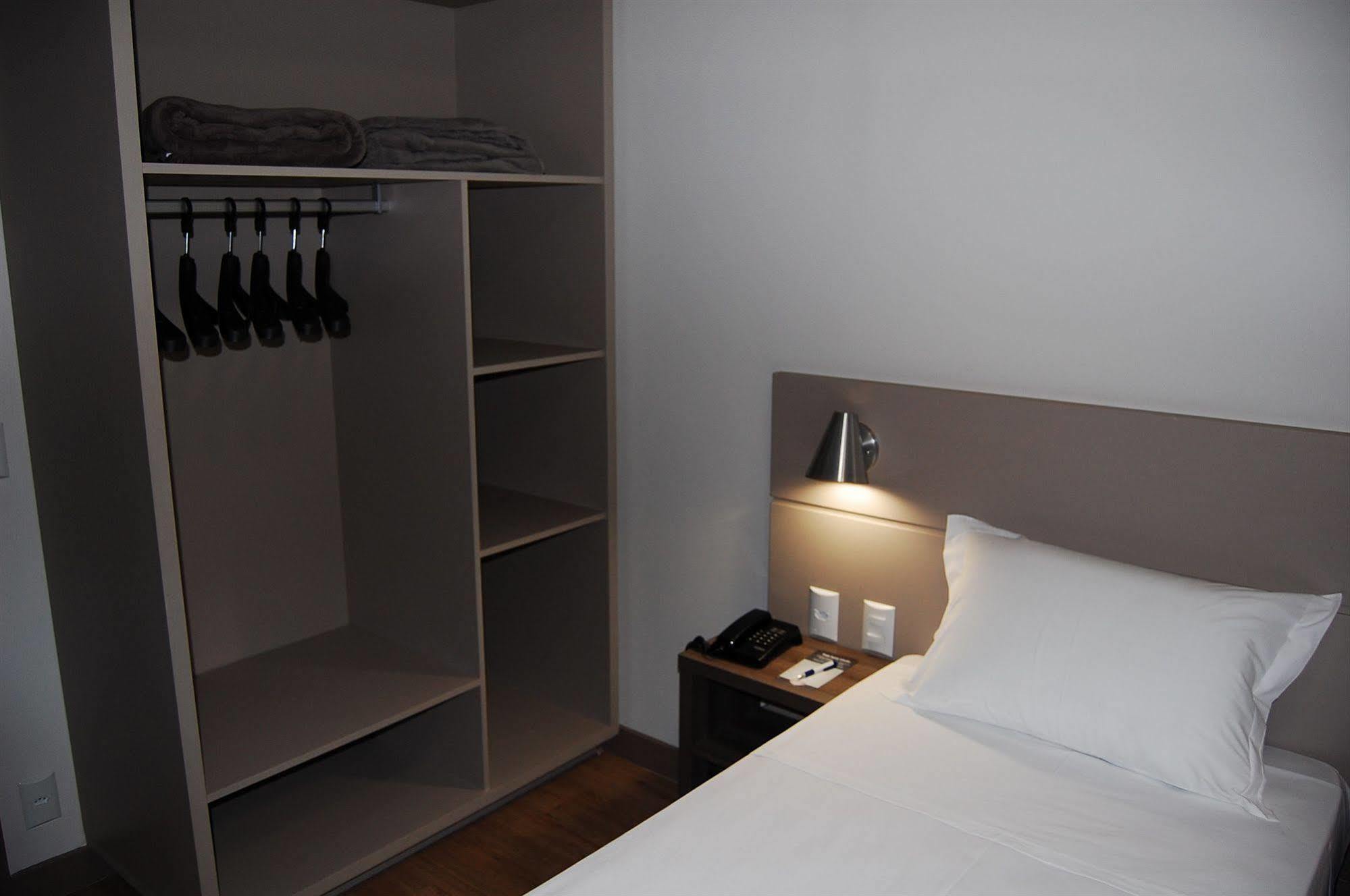 Hotel Valerim Itajai / Navegantes מראה חיצוני תמונה