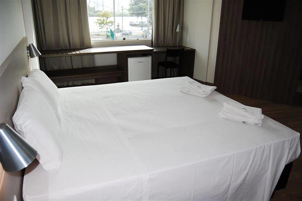 Hotel Valerim Itajai / Navegantes מראה חיצוני תמונה